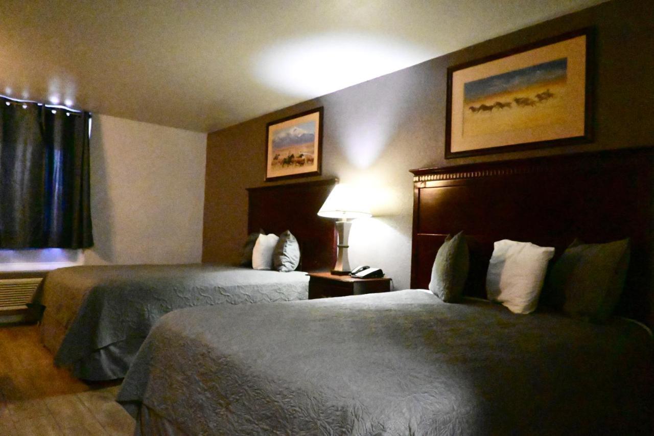 R Nite Star Inn And Suites -Home Of The Cowboys & Rangers Arlington Esterno foto