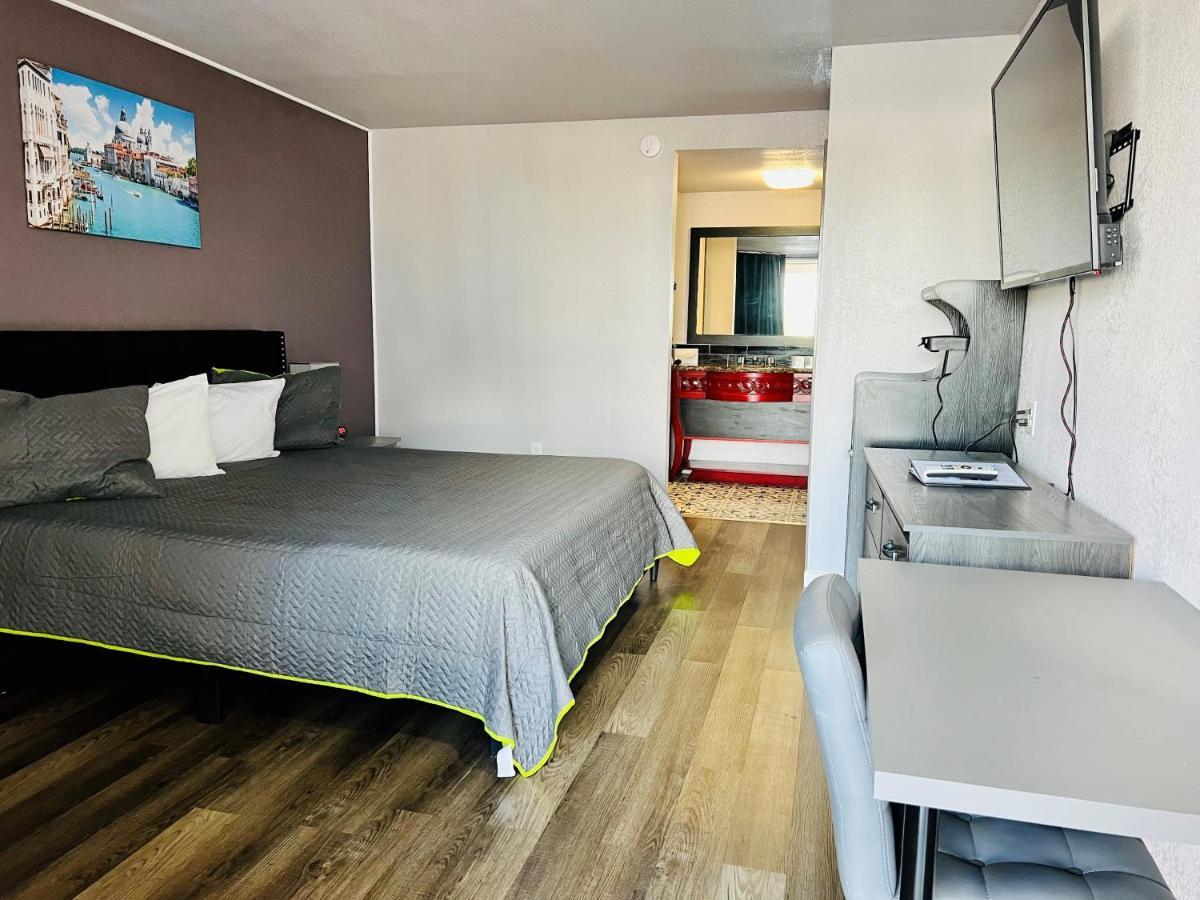 R Nite Star Inn And Suites -Home Of The Cowboys & Rangers Arlington Esterno foto