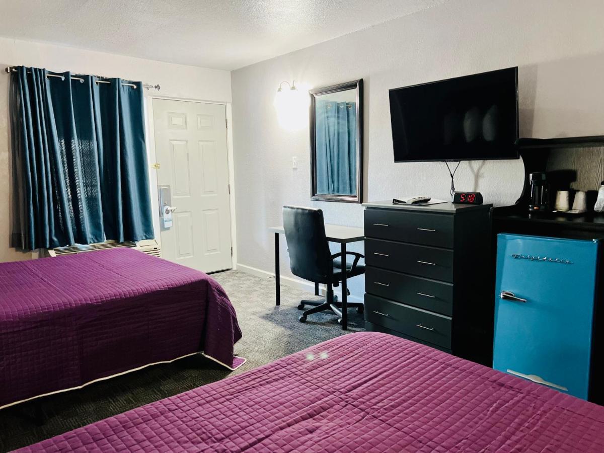 R Nite Star Inn And Suites -Home Of The Cowboys & Rangers Arlington Esterno foto