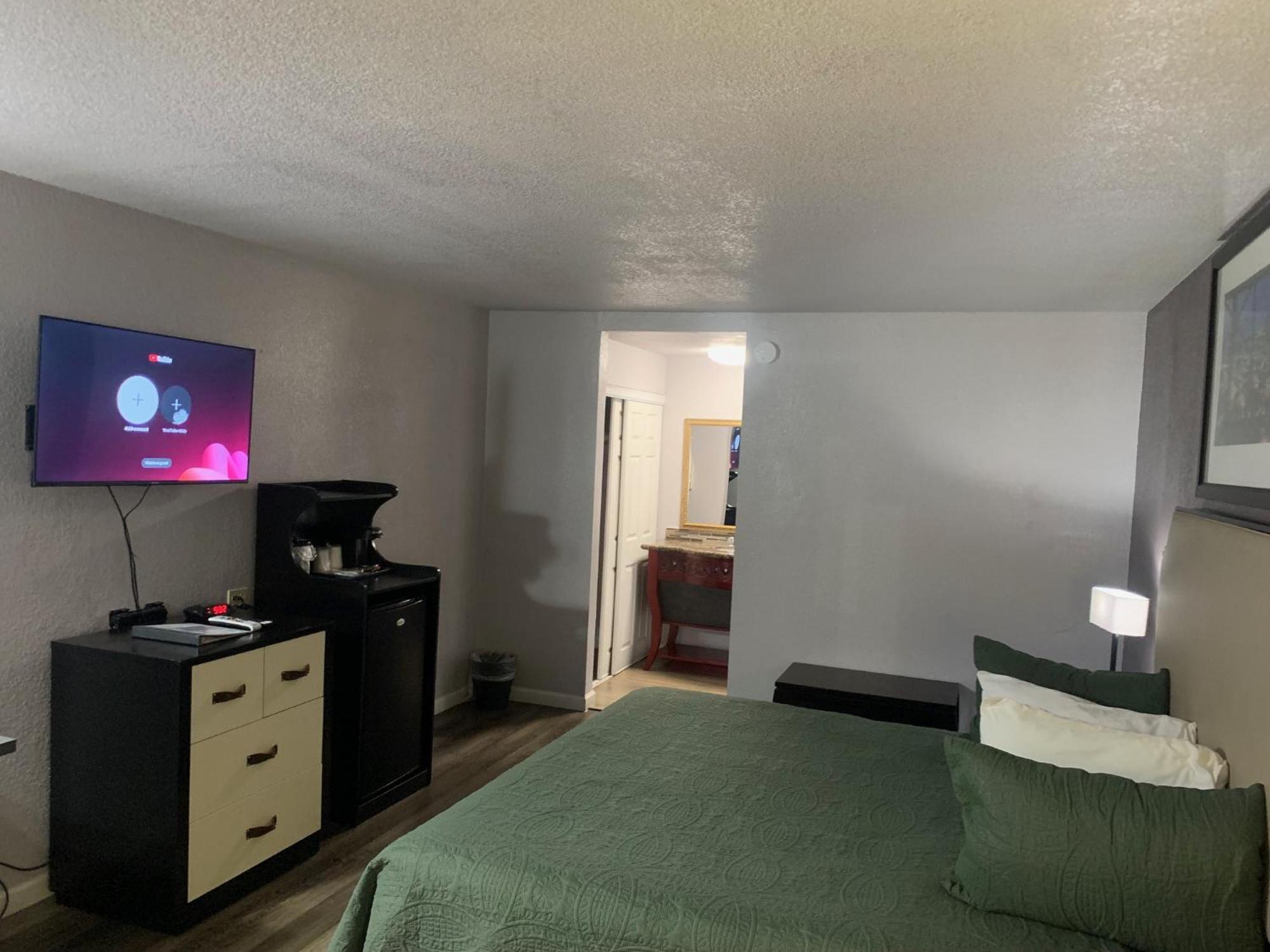R Nite Star Inn And Suites -Home Of The Cowboys & Rangers Arlington Esterno foto